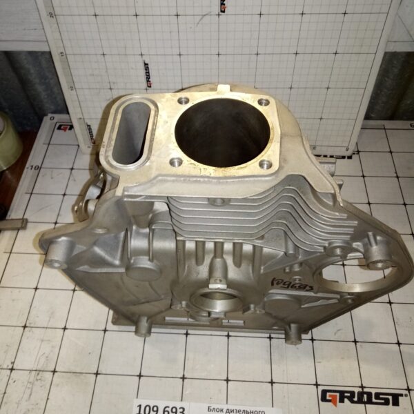 Блок дизельного двигателя 170F